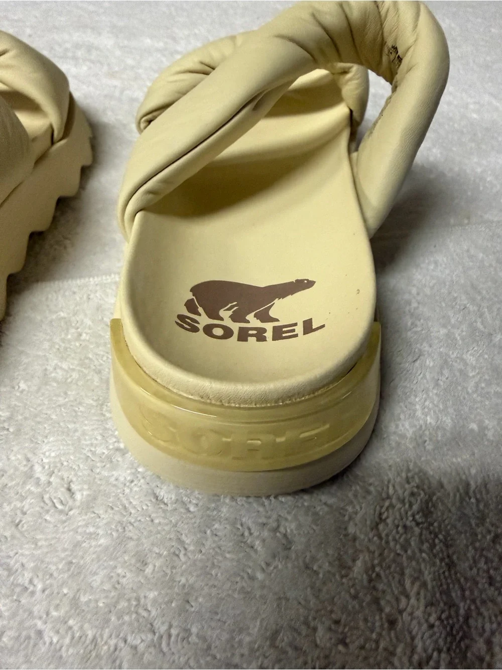 Sorel Women's cream vibe  Twist-Strap Slide Sandals size 8